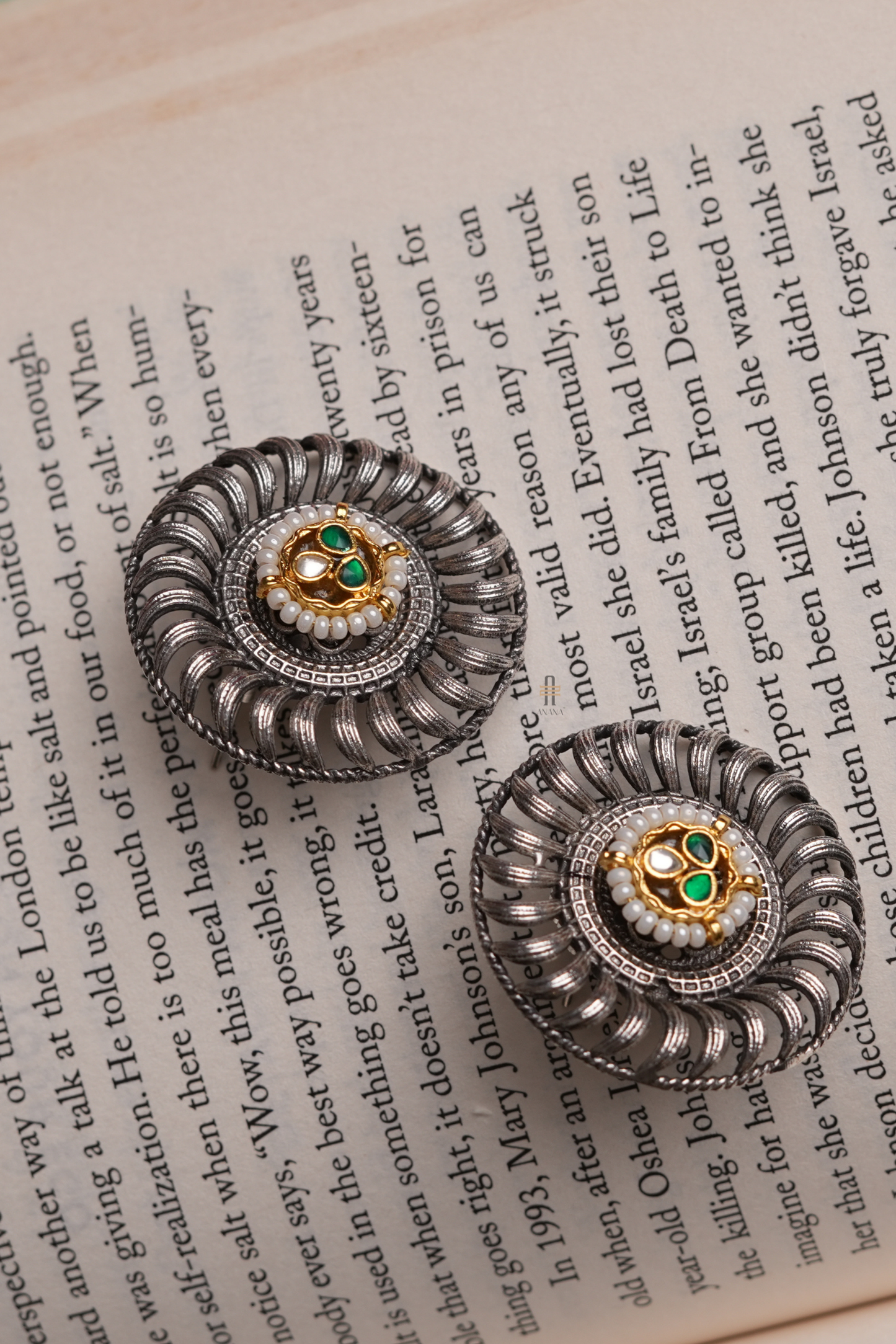 Meera Stud Earrings