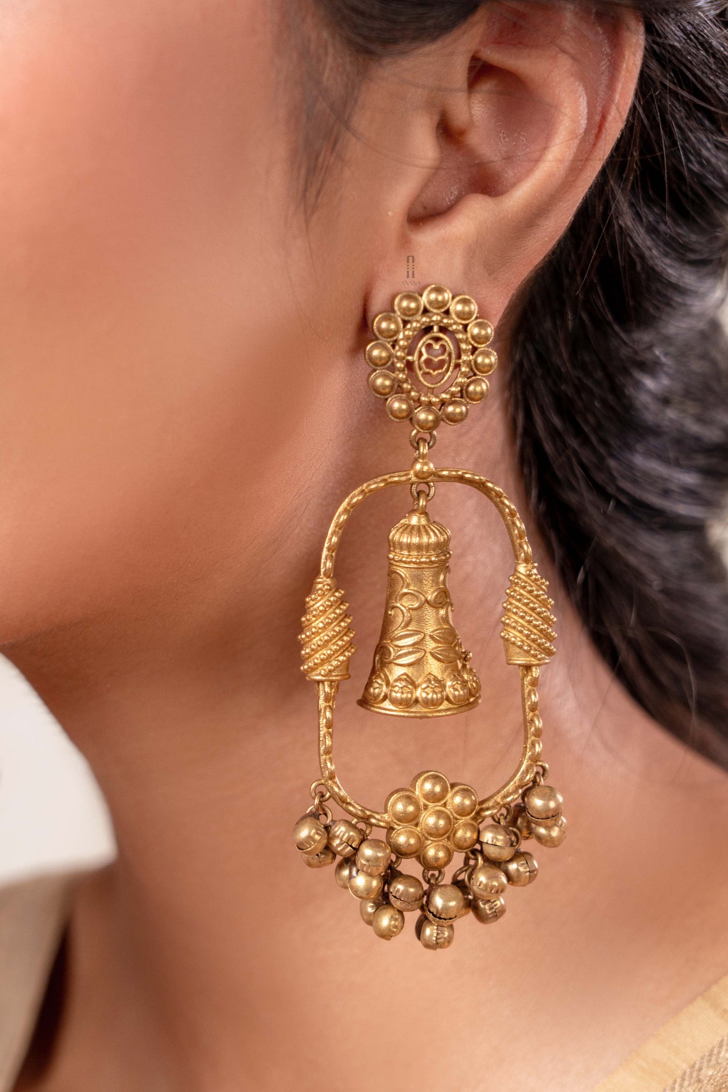 Kriti Earrings