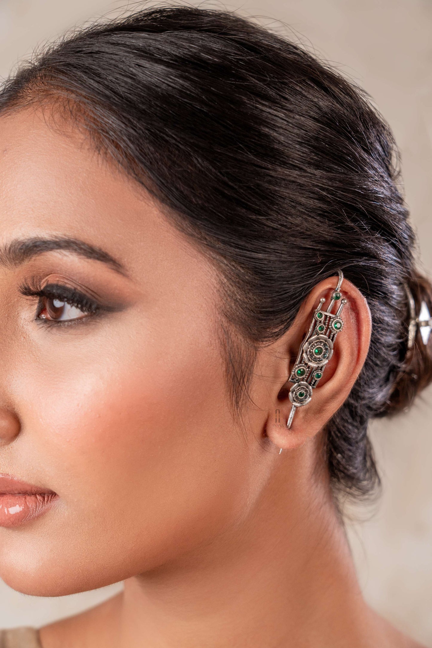 Radha earcuff
