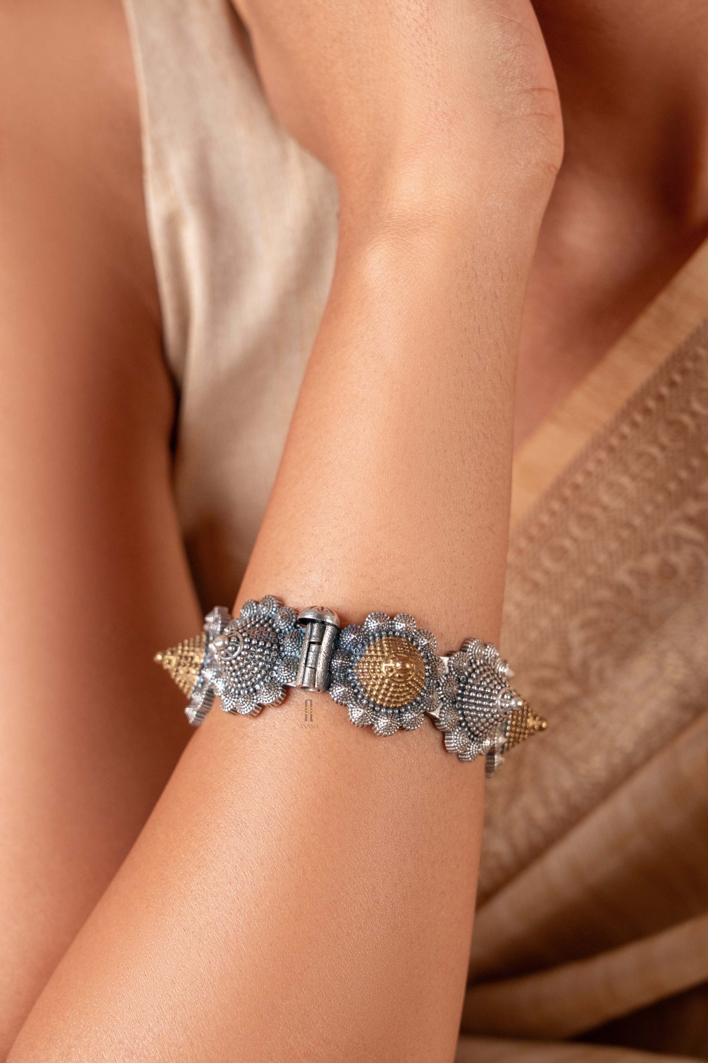 Samriddhi Bangle Kada