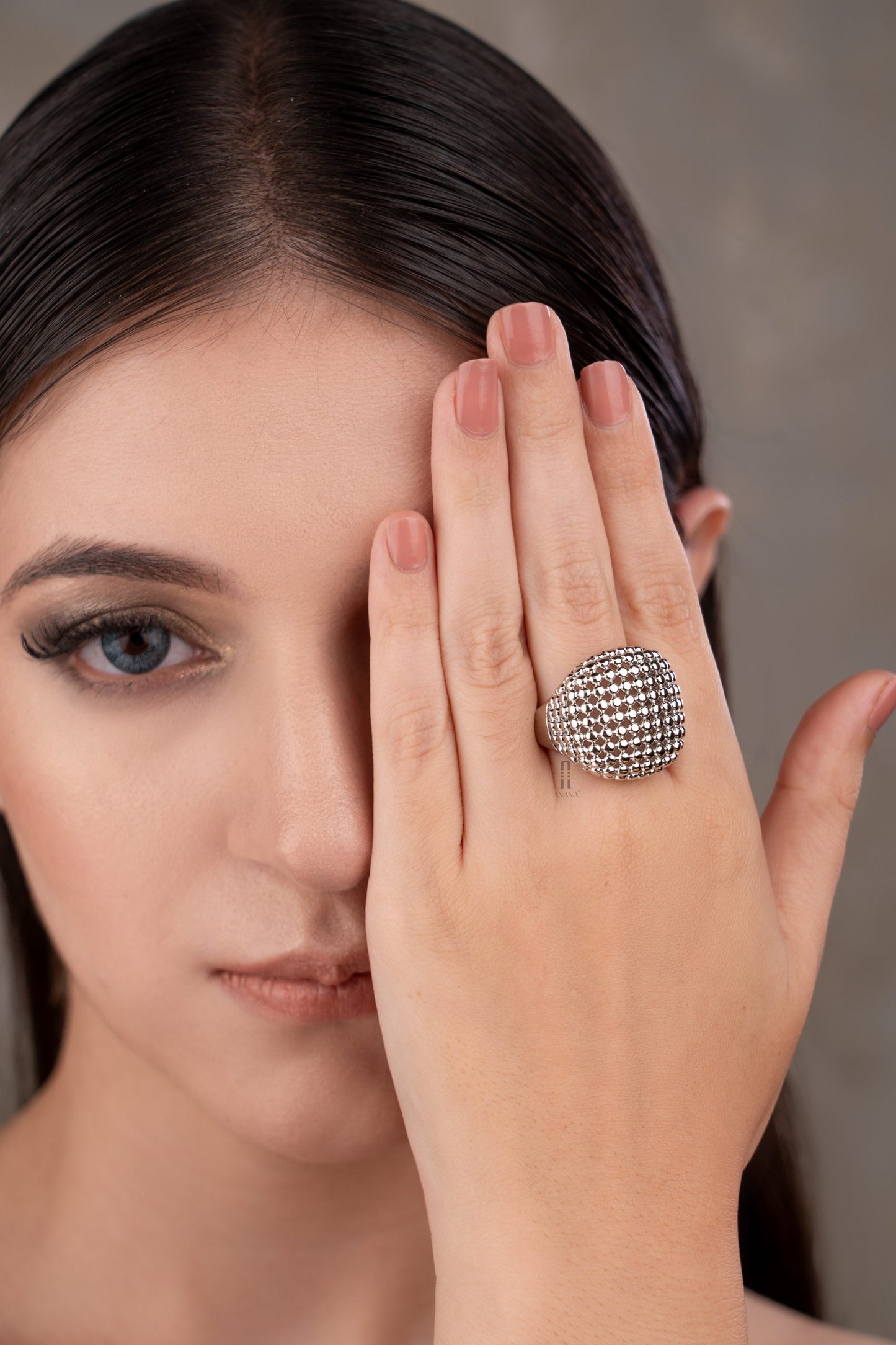 Varuni Ring