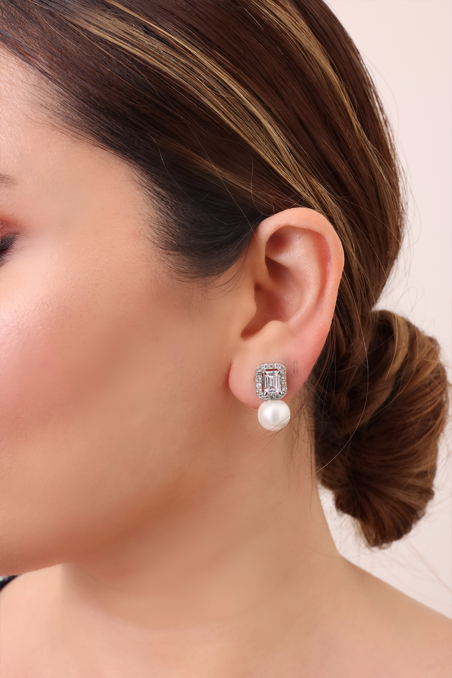 Della Diamond Earrings - Anana