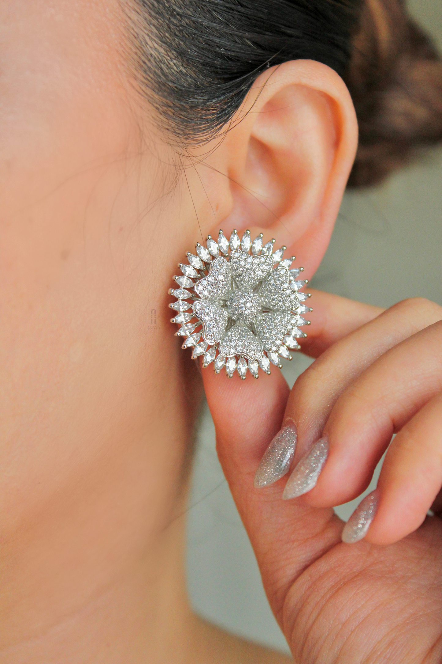 Deni Earrings - Anana