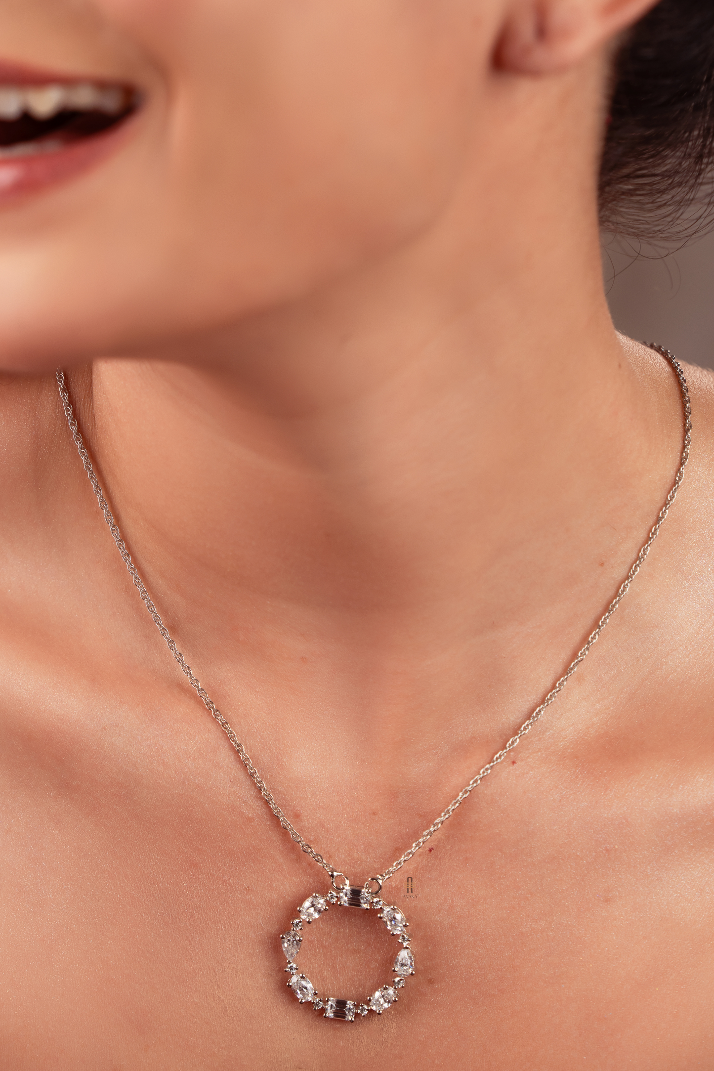 Gulnaz Pendant Necklace