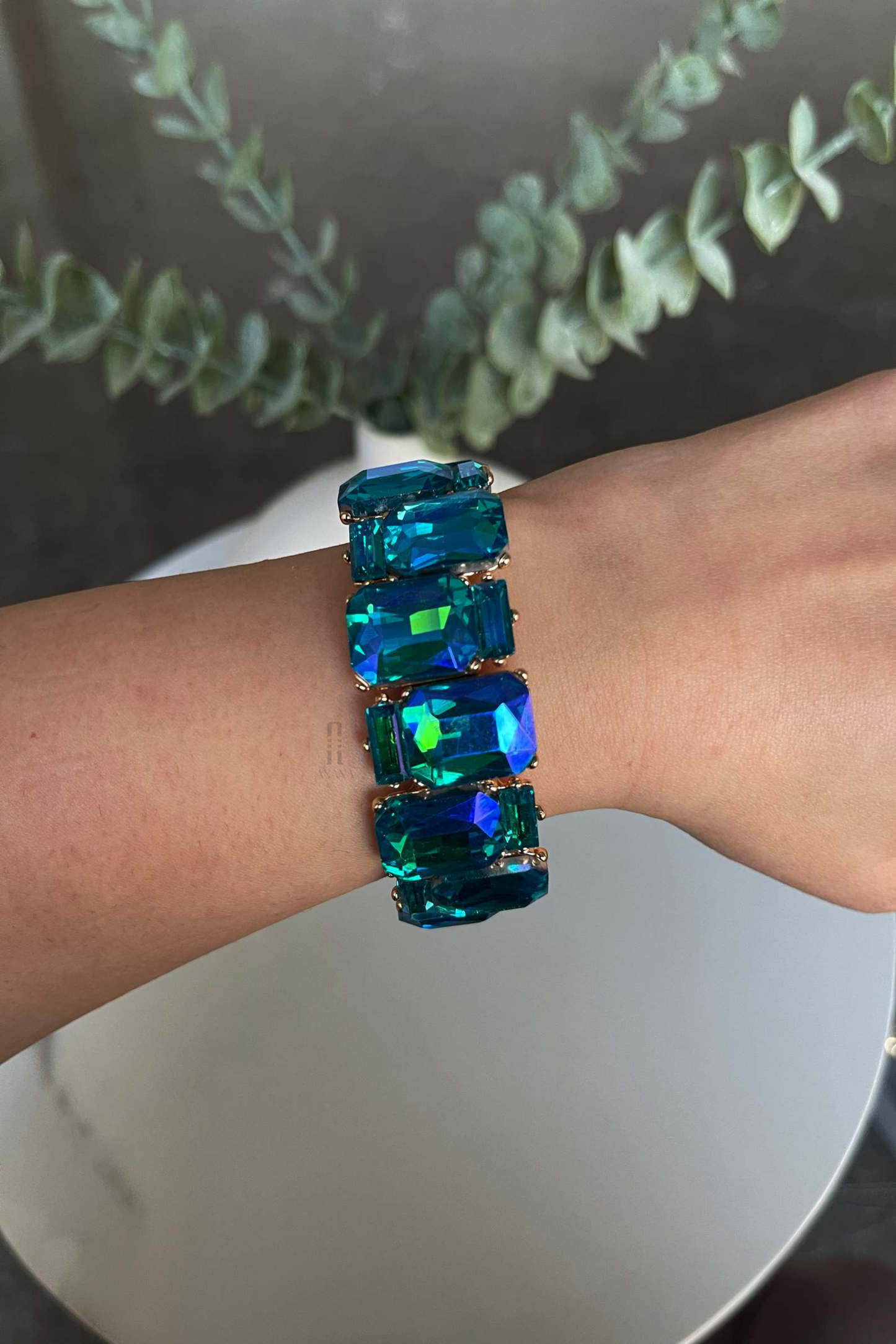 Genelia Bracelet - Anana