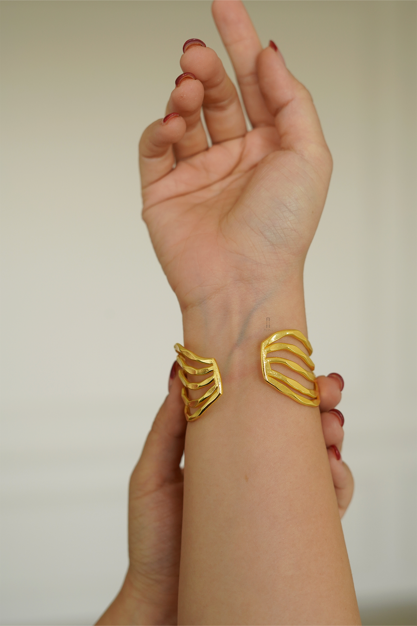 Georgina Cuff - Anana