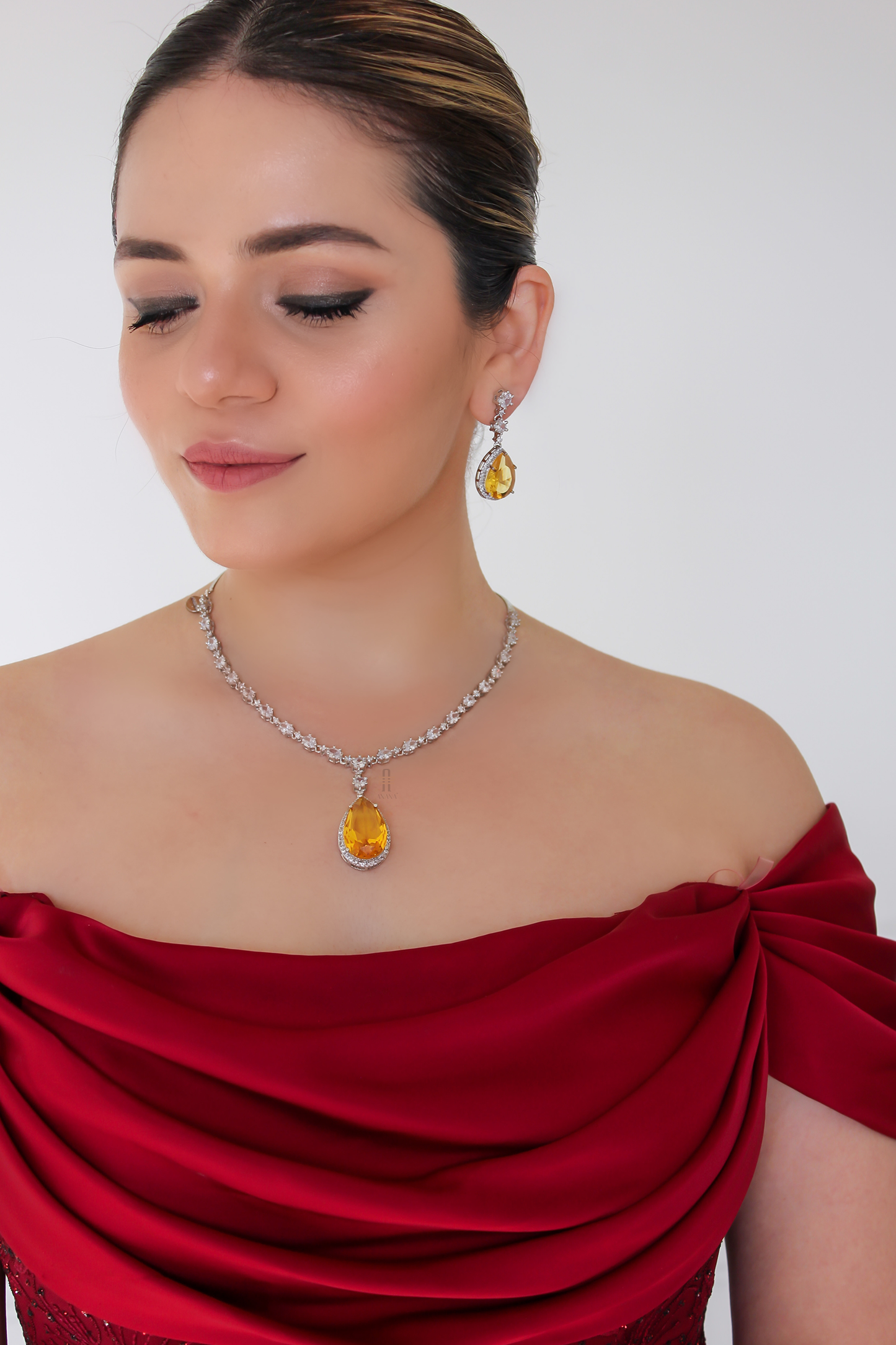 Julia Diamond pendant Set - Anana