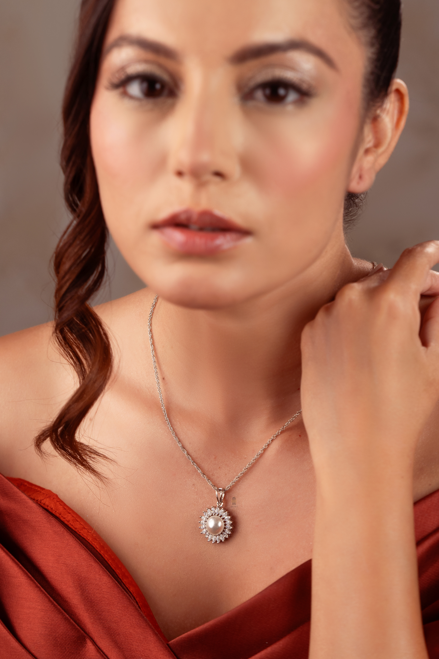 Manjri Pendant Necklace