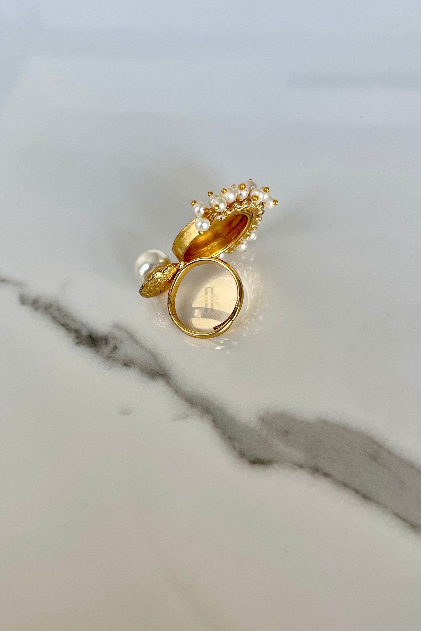 Nilima Gini Ring - Anana