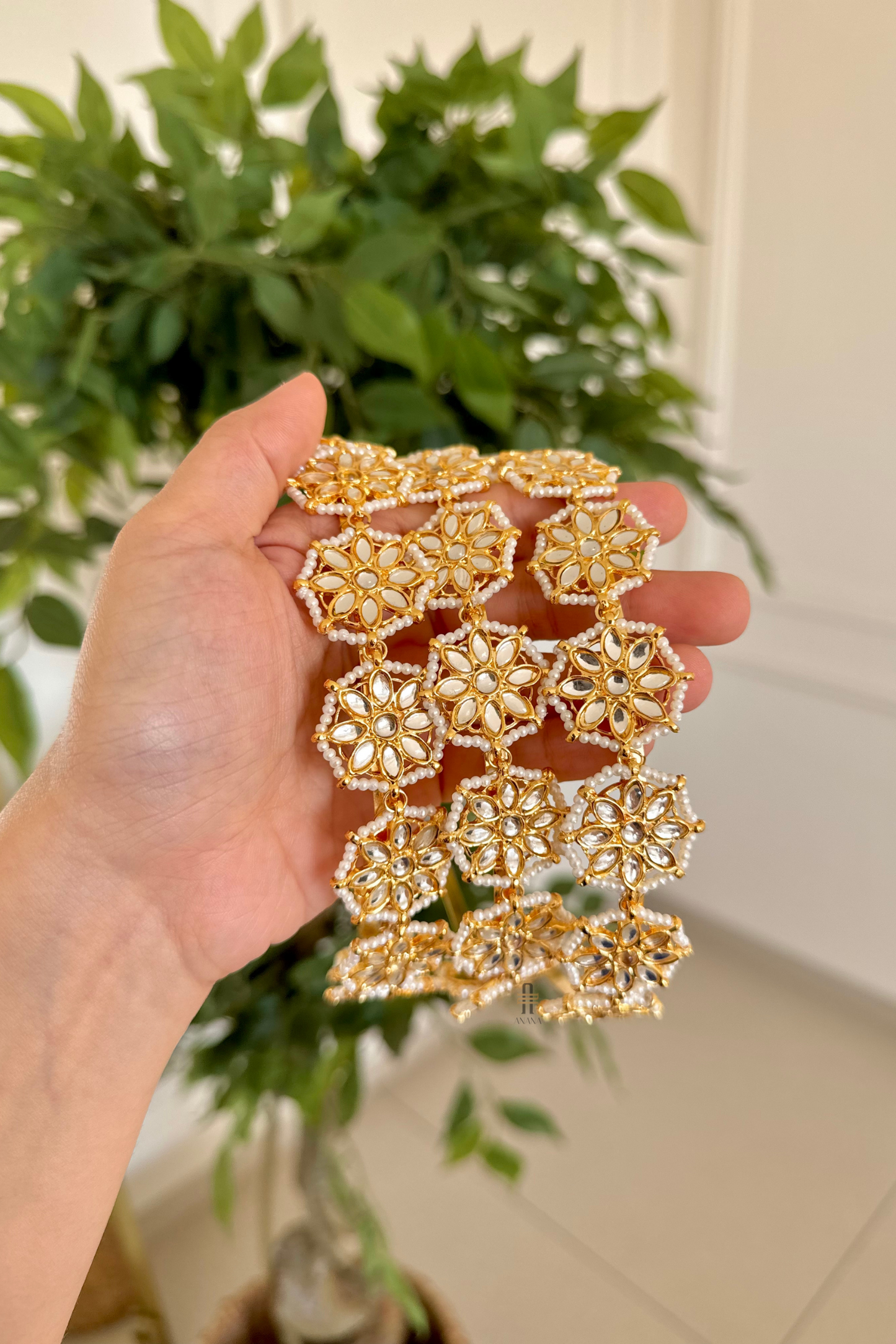 Pratiksha Hair Band/ Matha patti - Anana