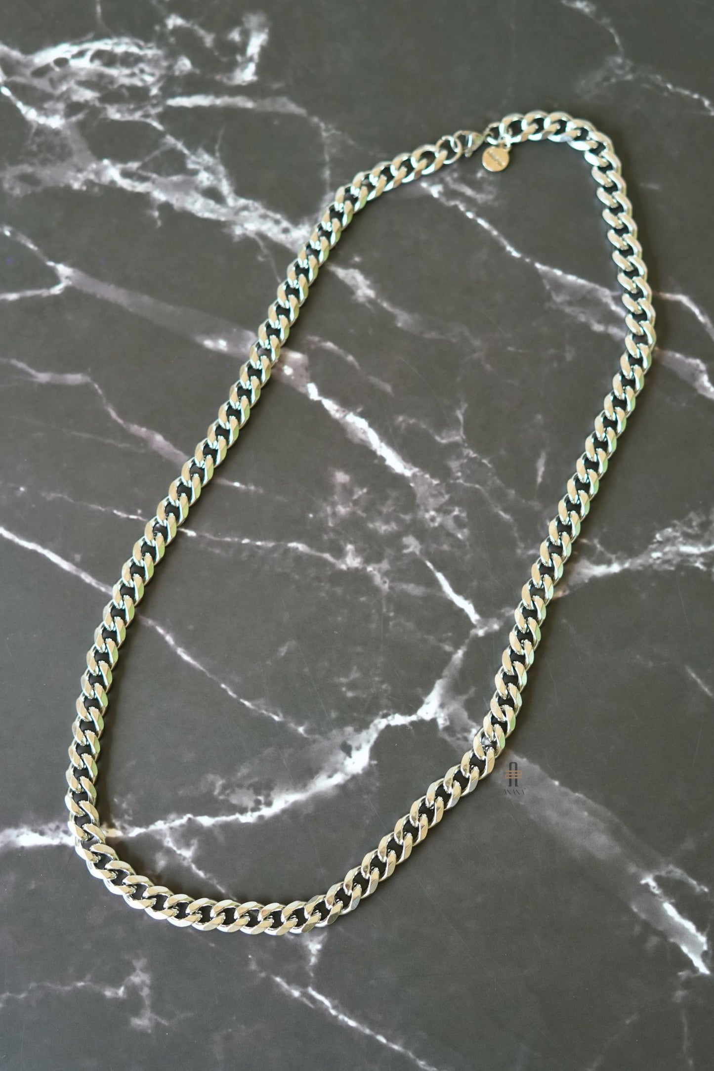 Karan Chain Necklace - Anana