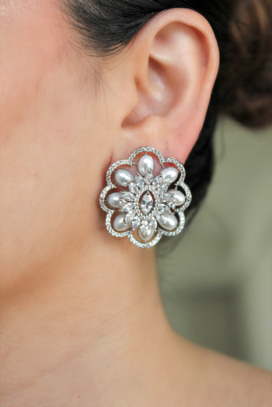 Luna Earrings - Anana