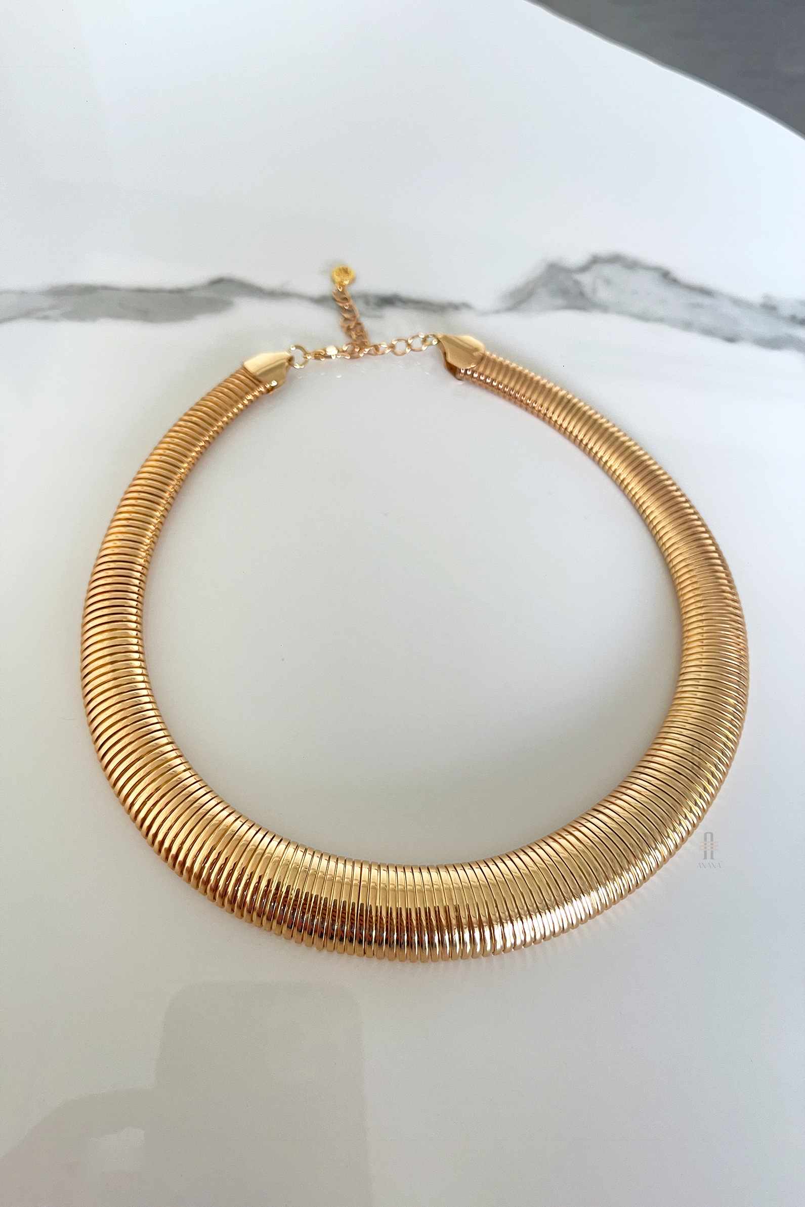 Abigain Choker - Anana