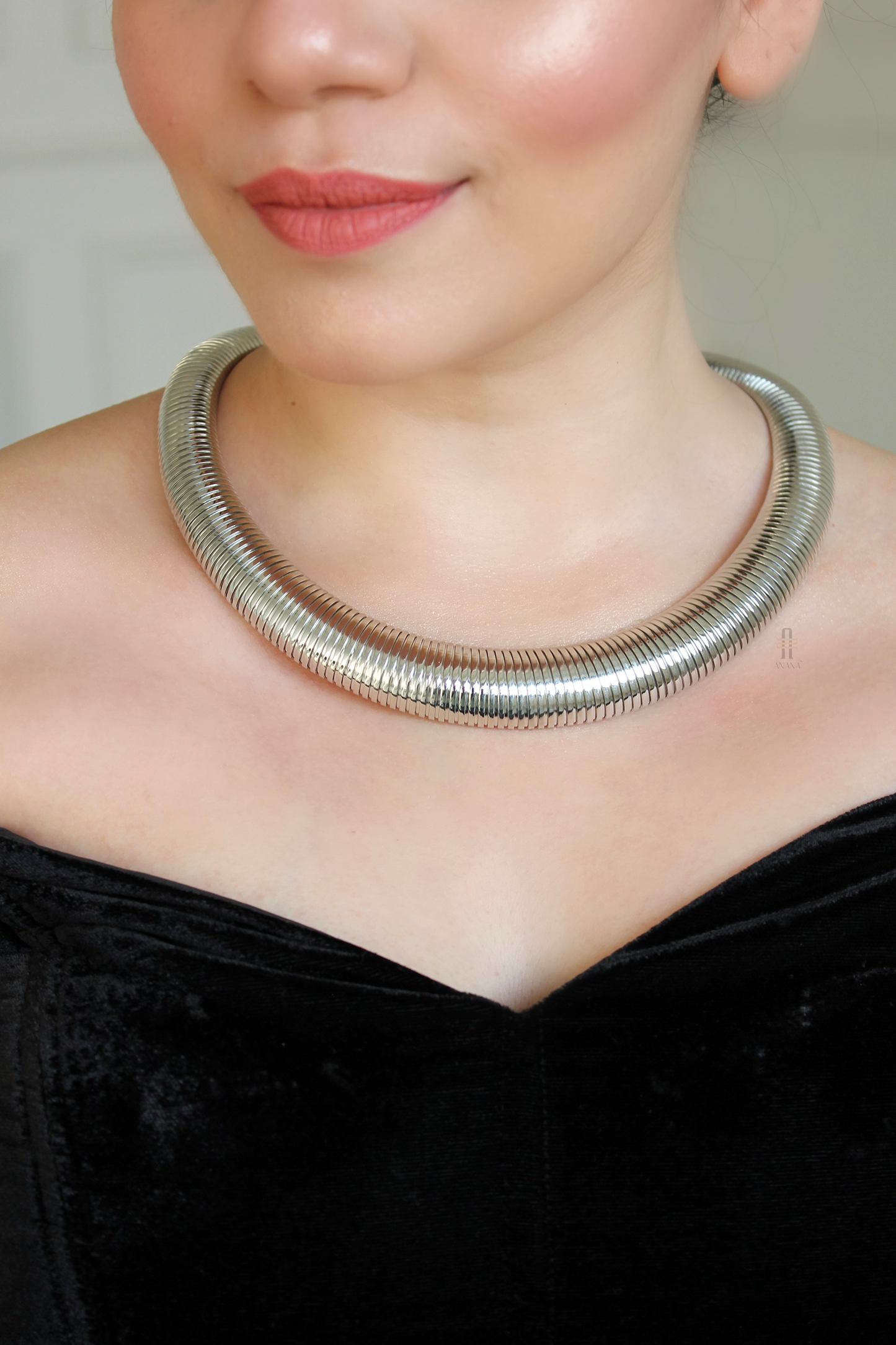 Abigain Choker - Anana