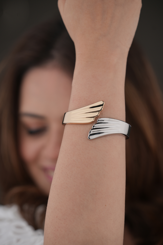 Ira Cuffs