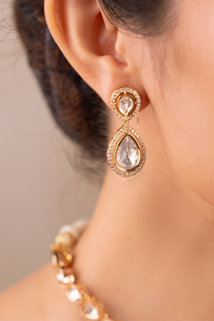 Upashna Pendant Necklace Set