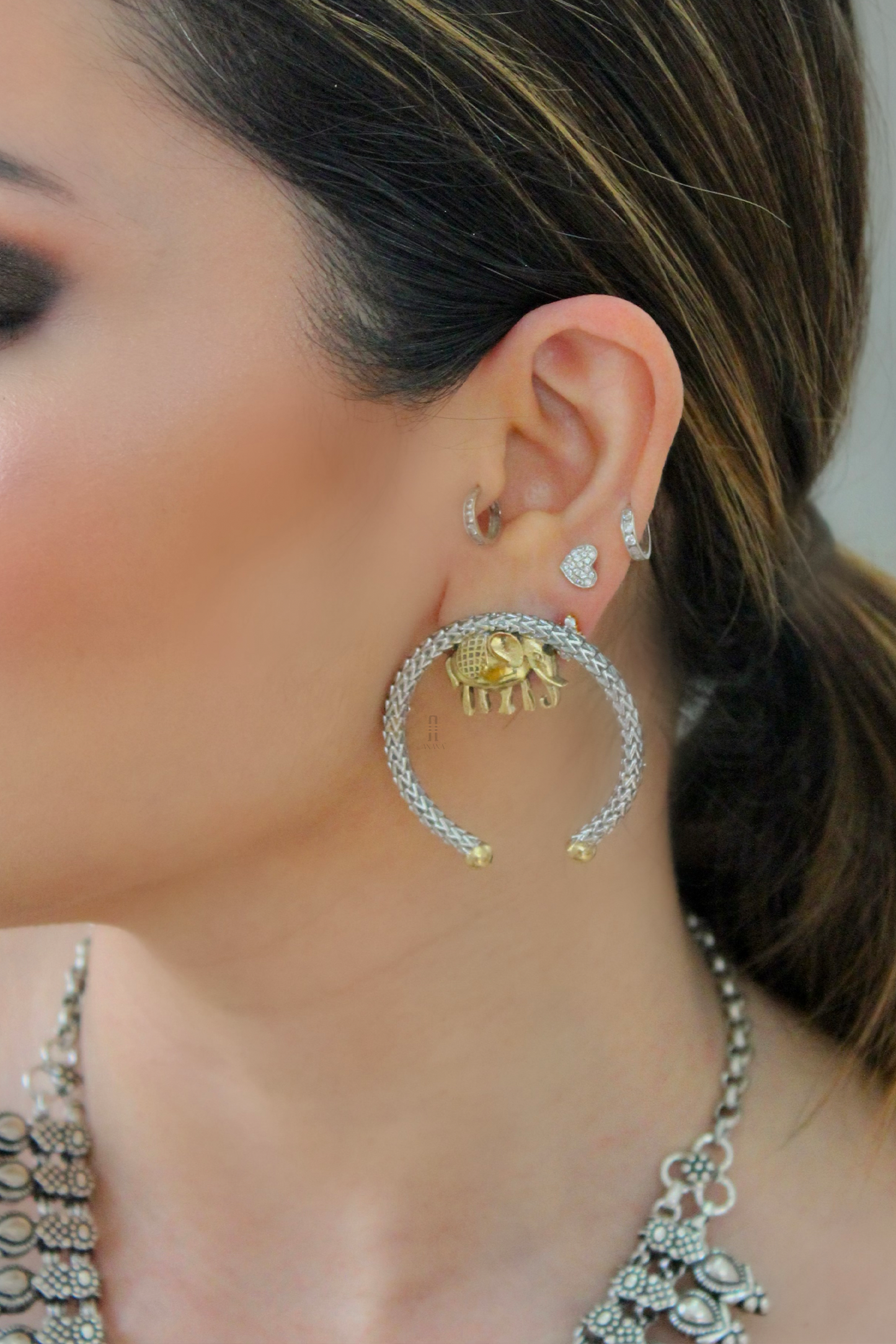 Anana Soulful Elephant Earrings