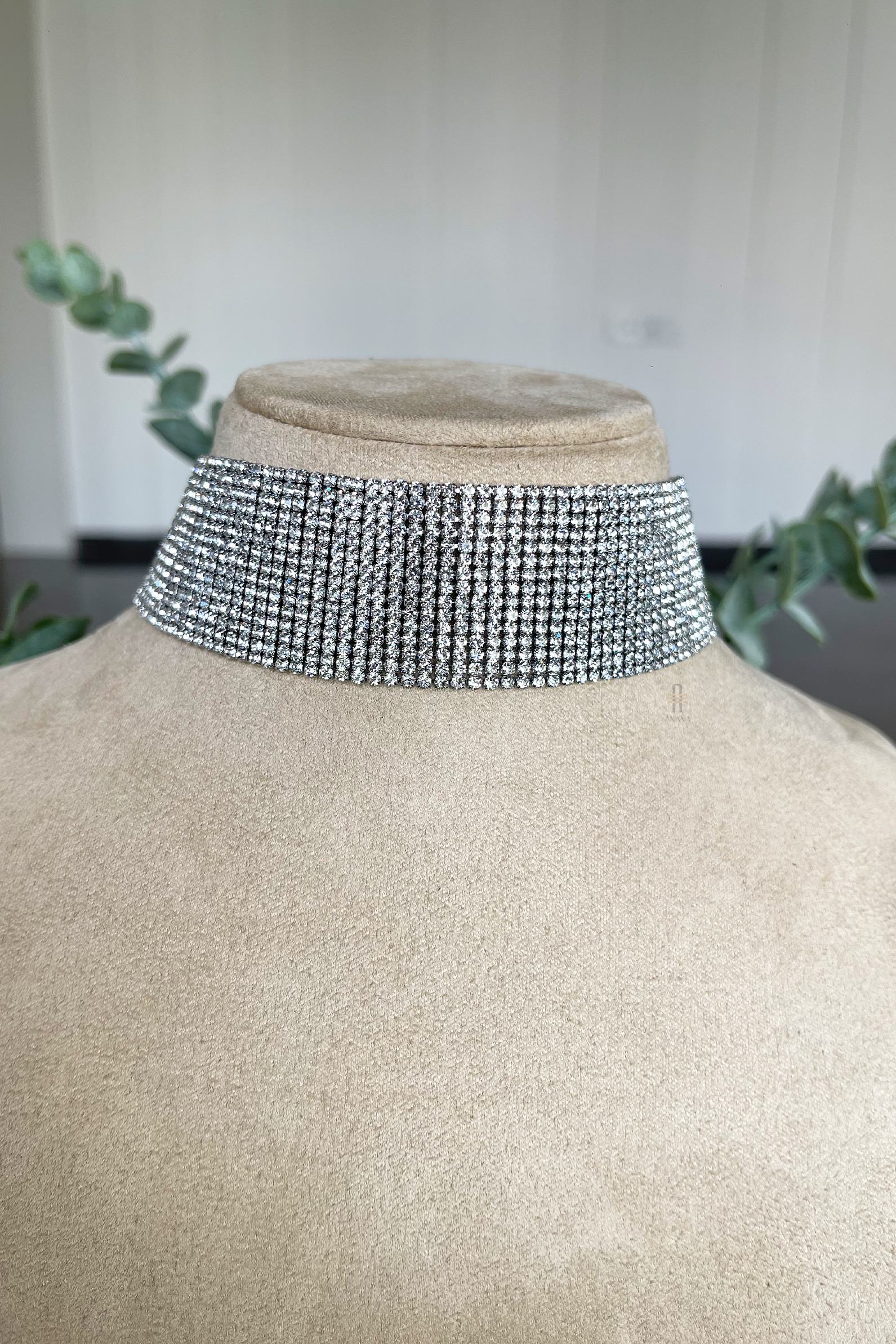 Athena Choker - Anana