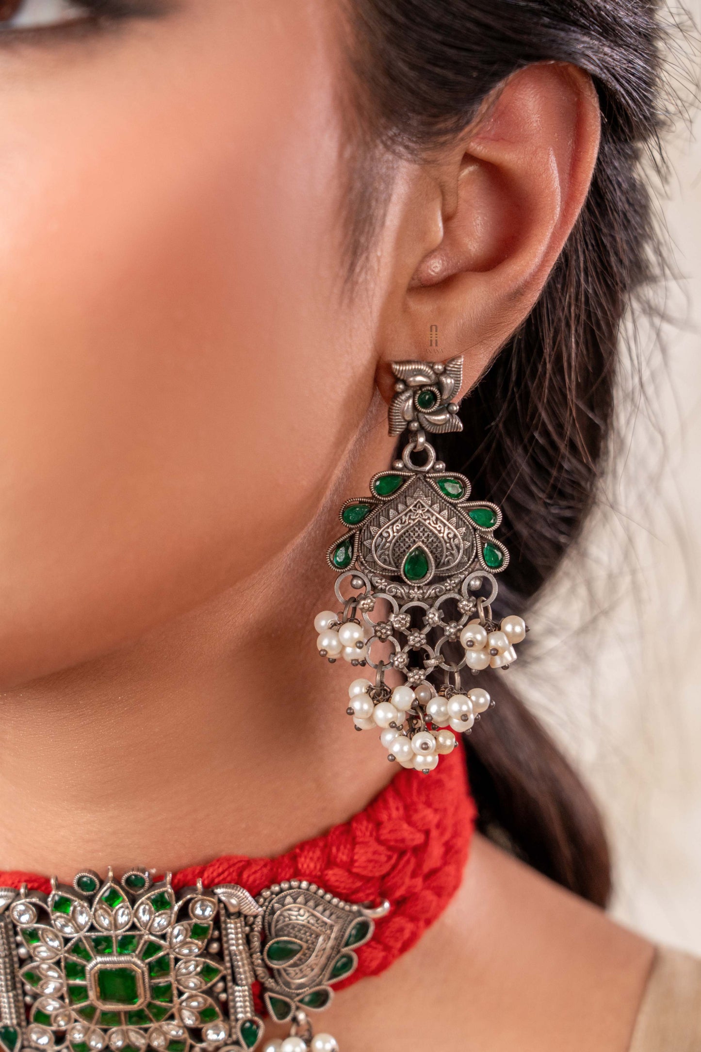 Mudita Choker Set