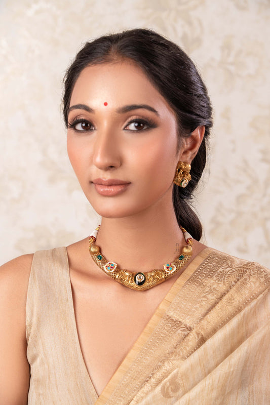 Chitra Necklace Set