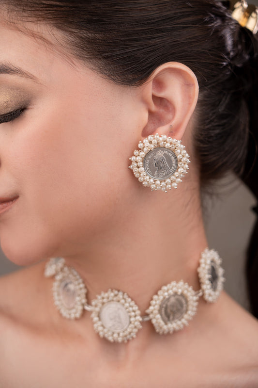 Devina Necklace