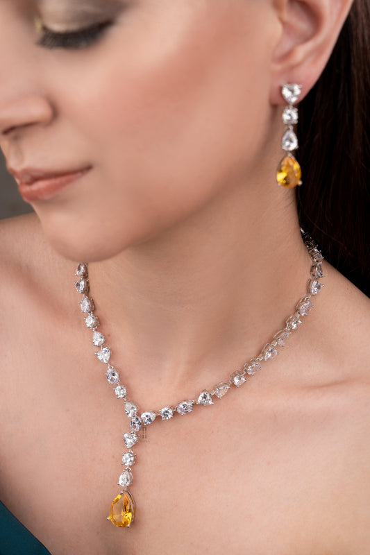 Nicole Necklace Set