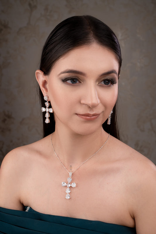 Hazel Necklace Set