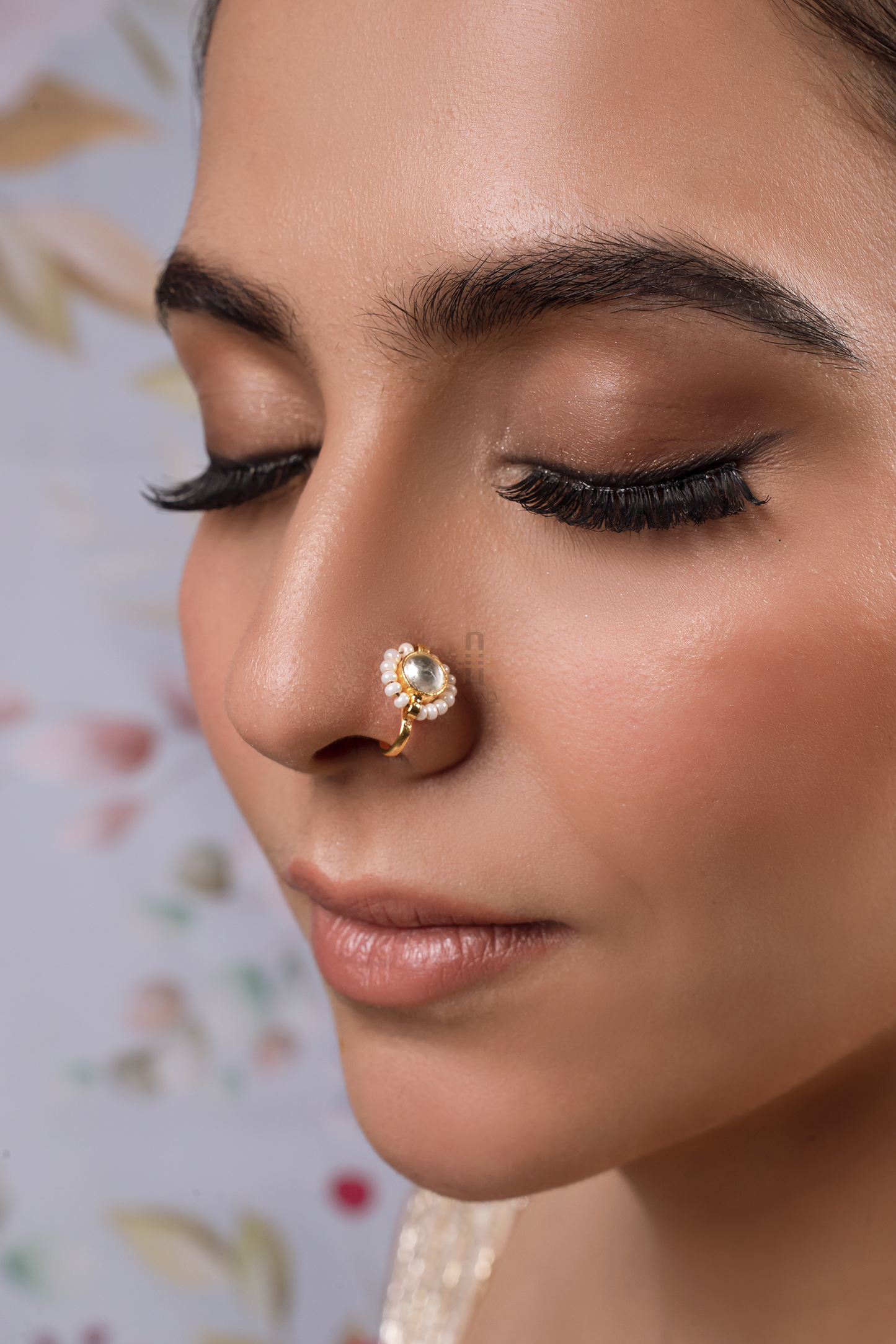 Devaki Jadau Kundan Nose Pin/Nath