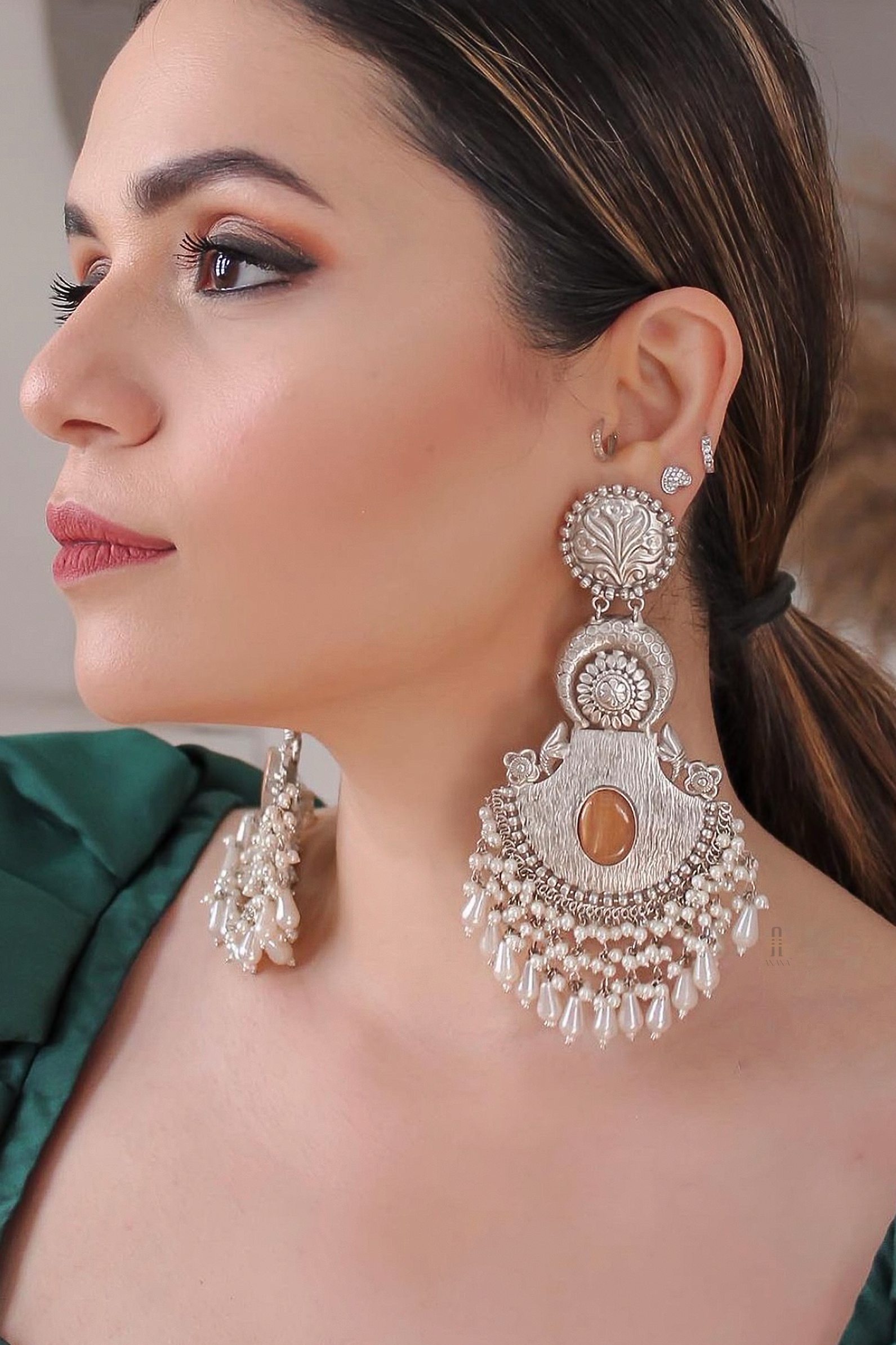 Druti Earrings - Anana