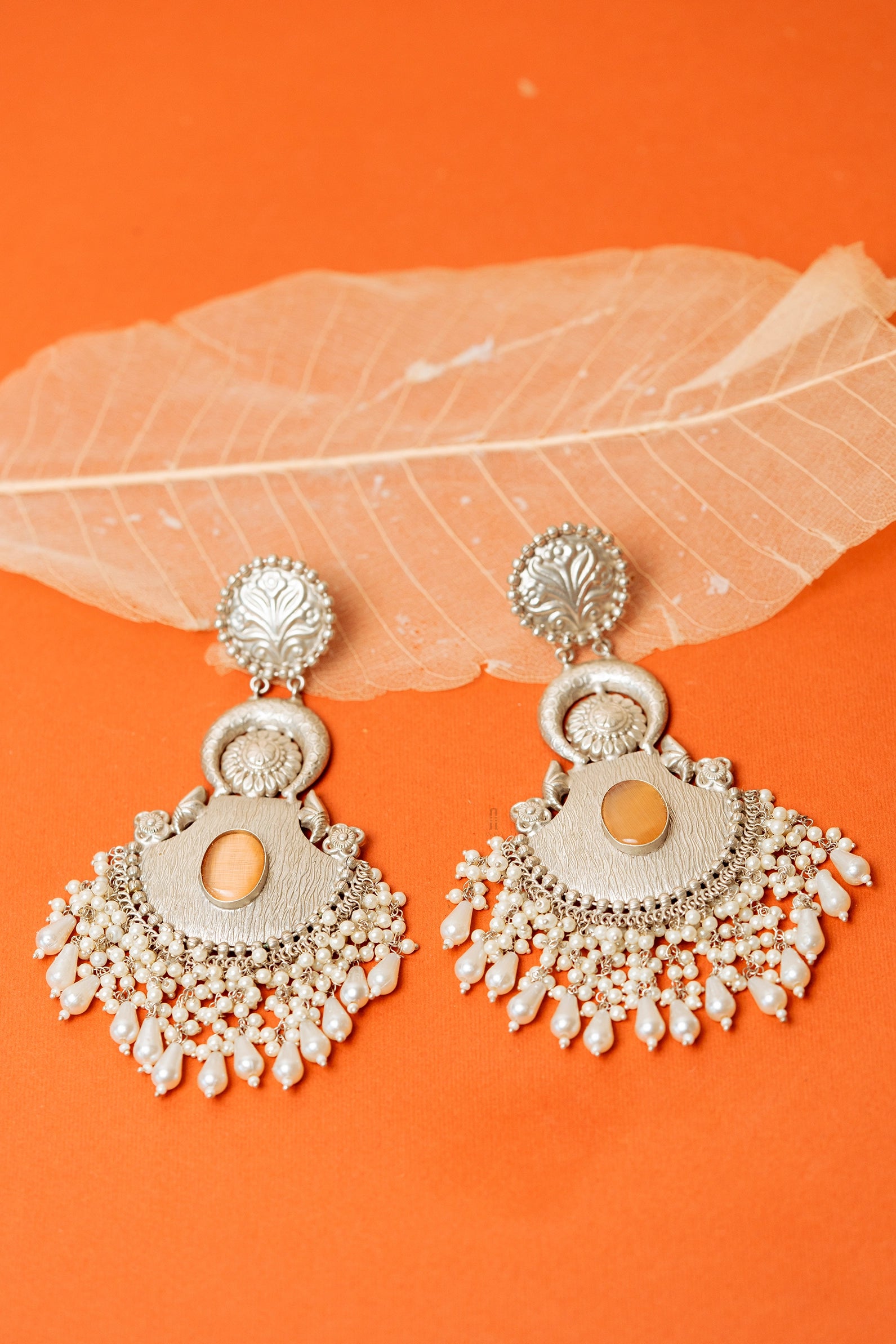 Druti Earrings - Anana