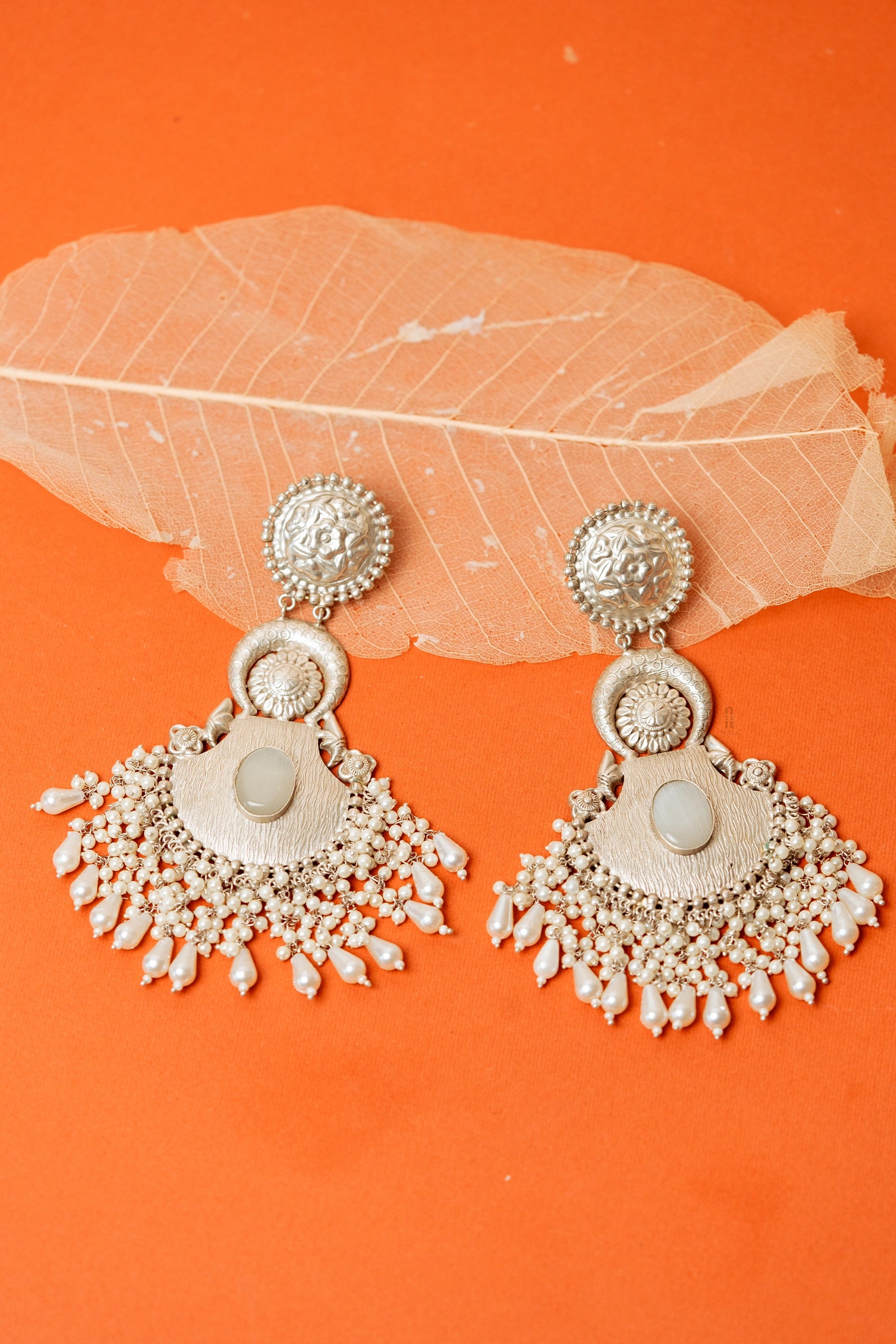 Druti Earrings - Anana