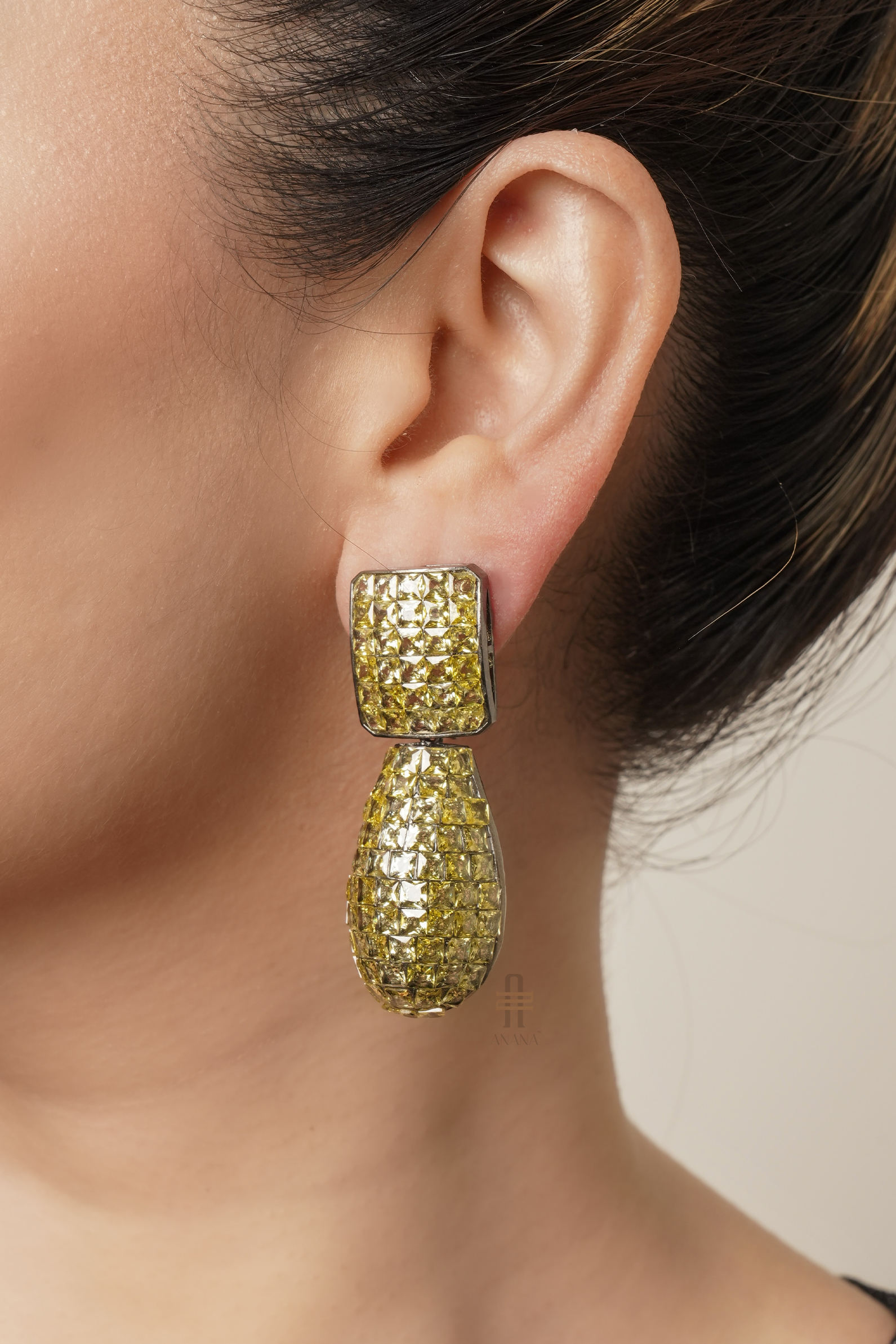 Emma Earrings - Anana