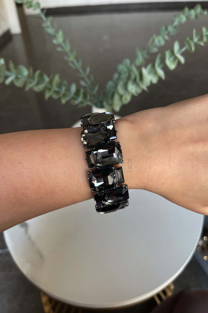 Genelia Bracelet - Anana