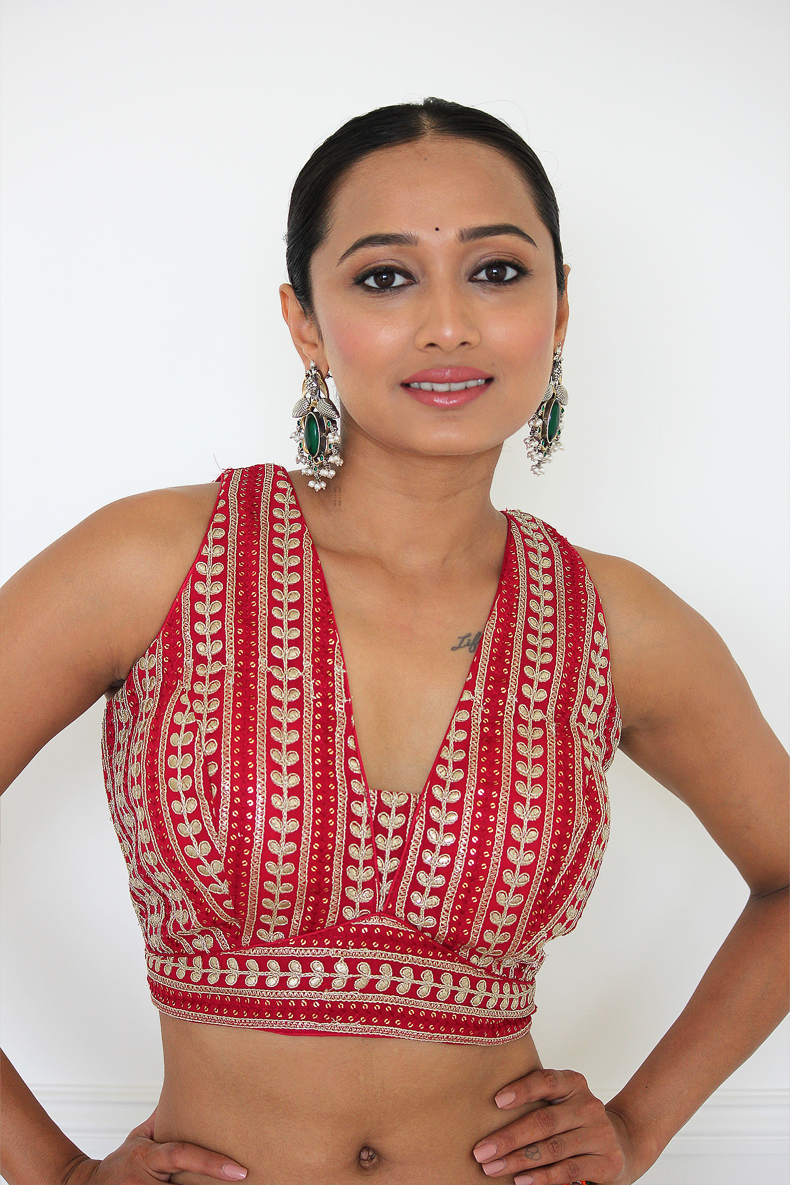 Kashvi Earrings - Anana