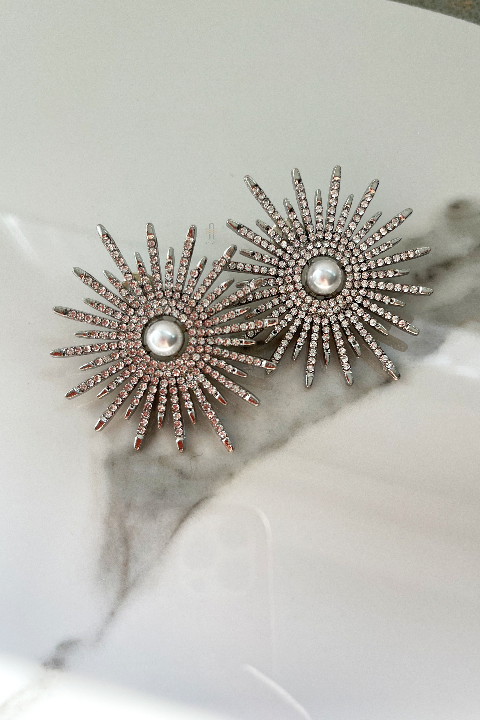 Maeve Earrings - Anana