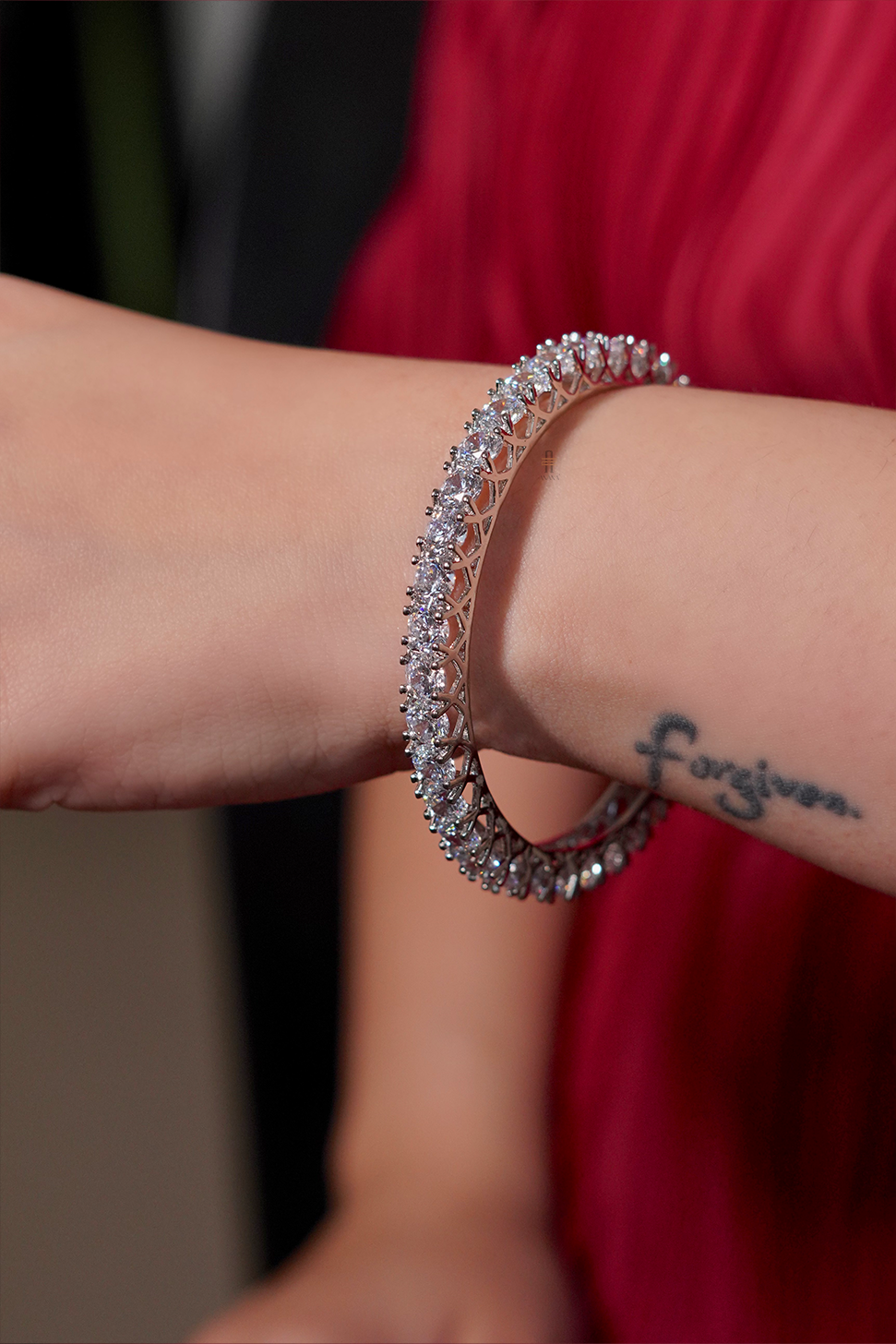 Maple 1 carat Solitaire Bangles - Anana