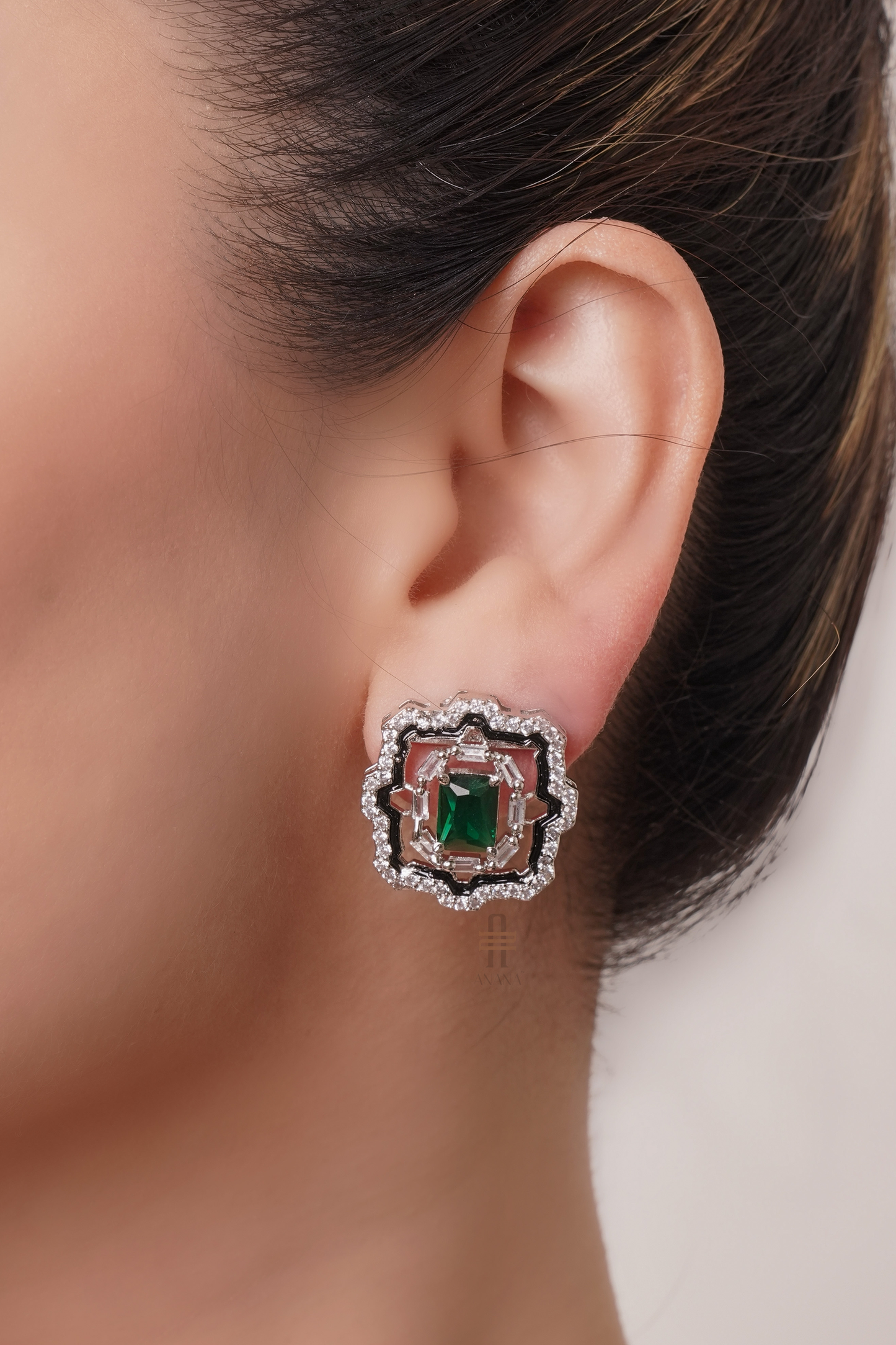 Melody Emerald Diamond Earrings