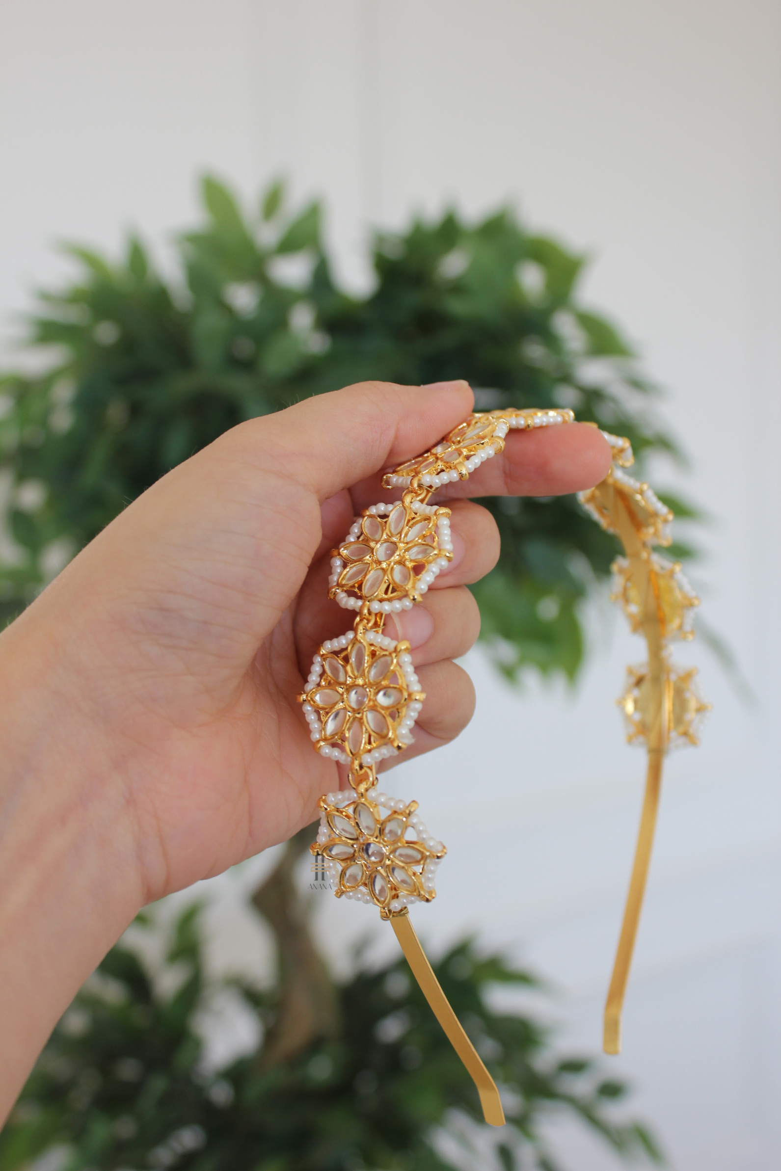 Pratiksha Hair Band/ Matha patti - Anana