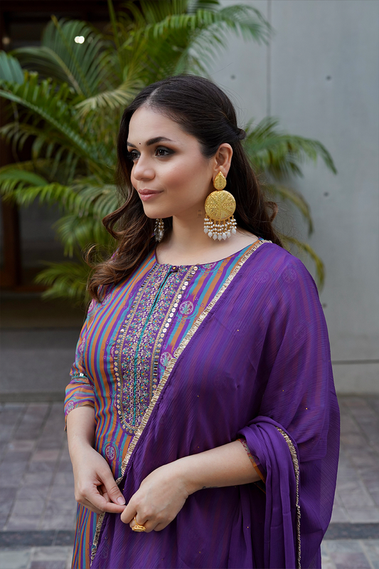 Rashmi Earrings - Anana