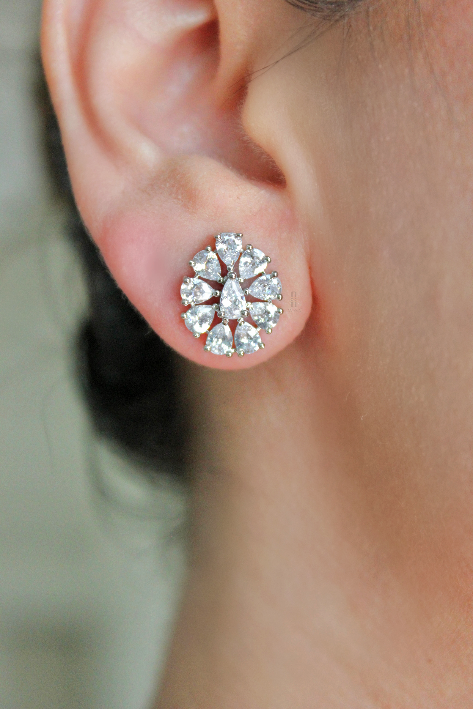 Storm Earrings - Anana