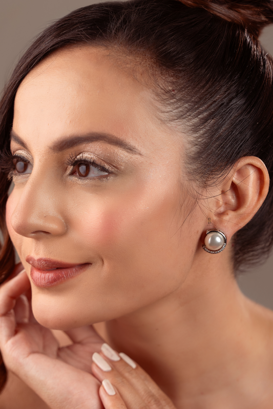 Tanishka Earrings