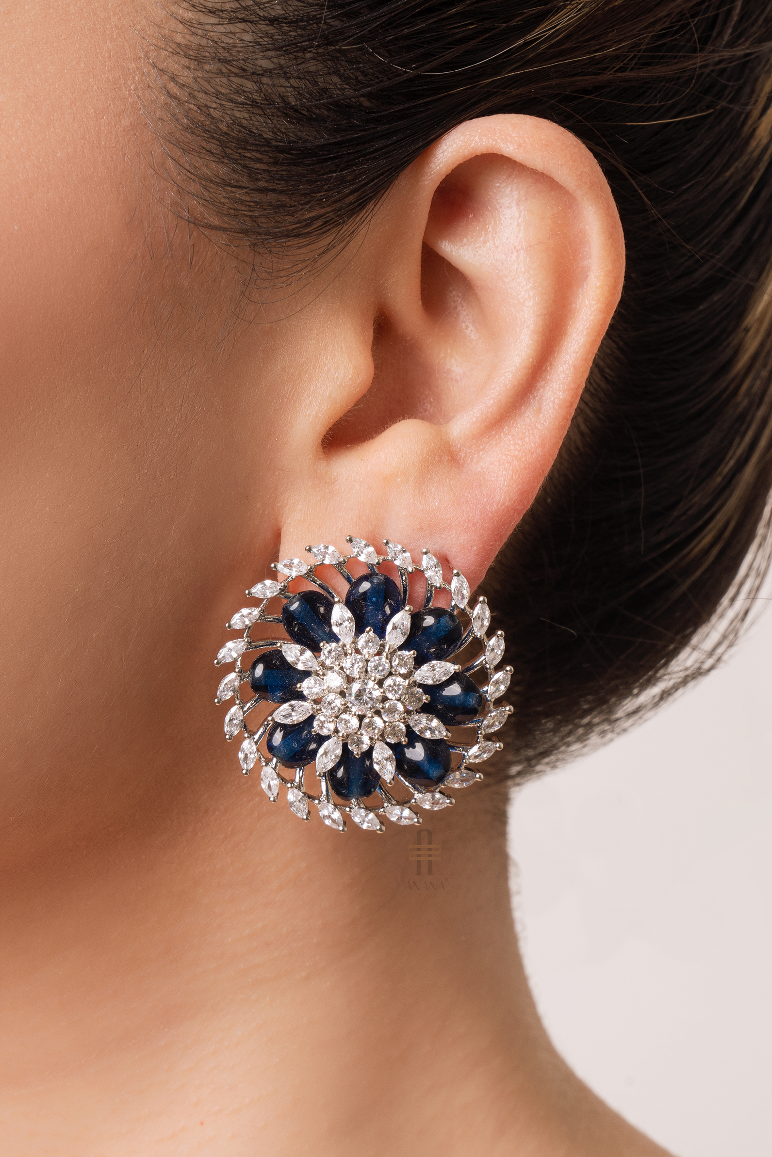 Zeenat Earrings - Anana