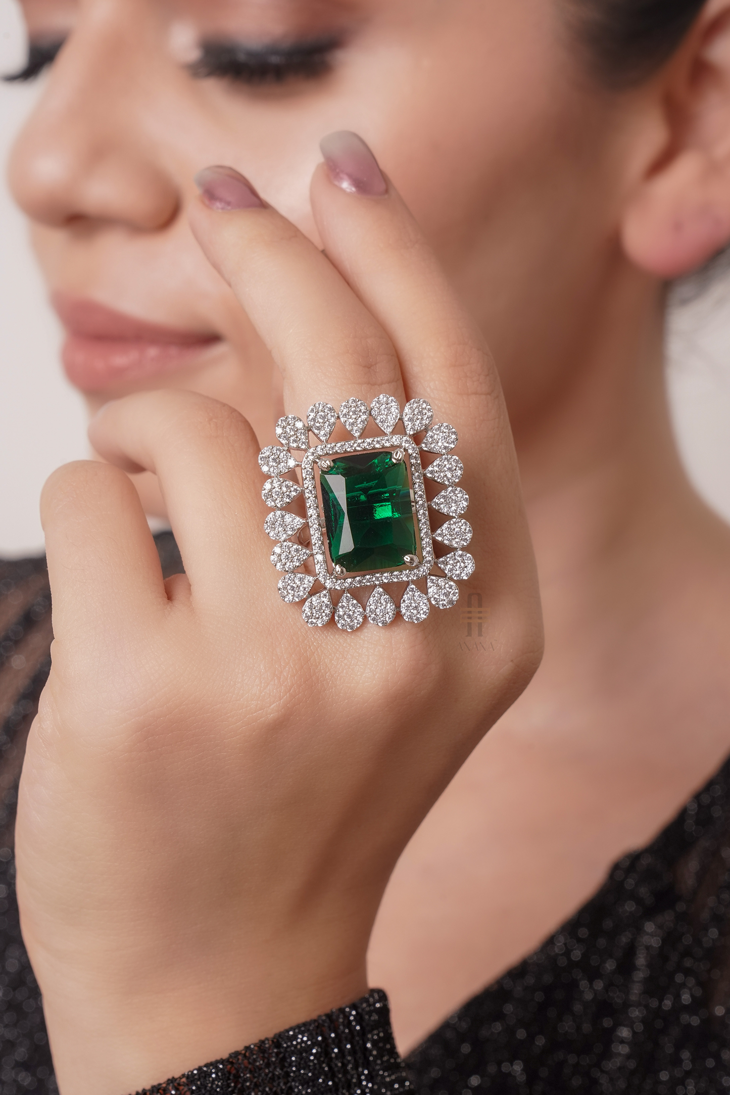 Zuri Emerald Diamond Ring